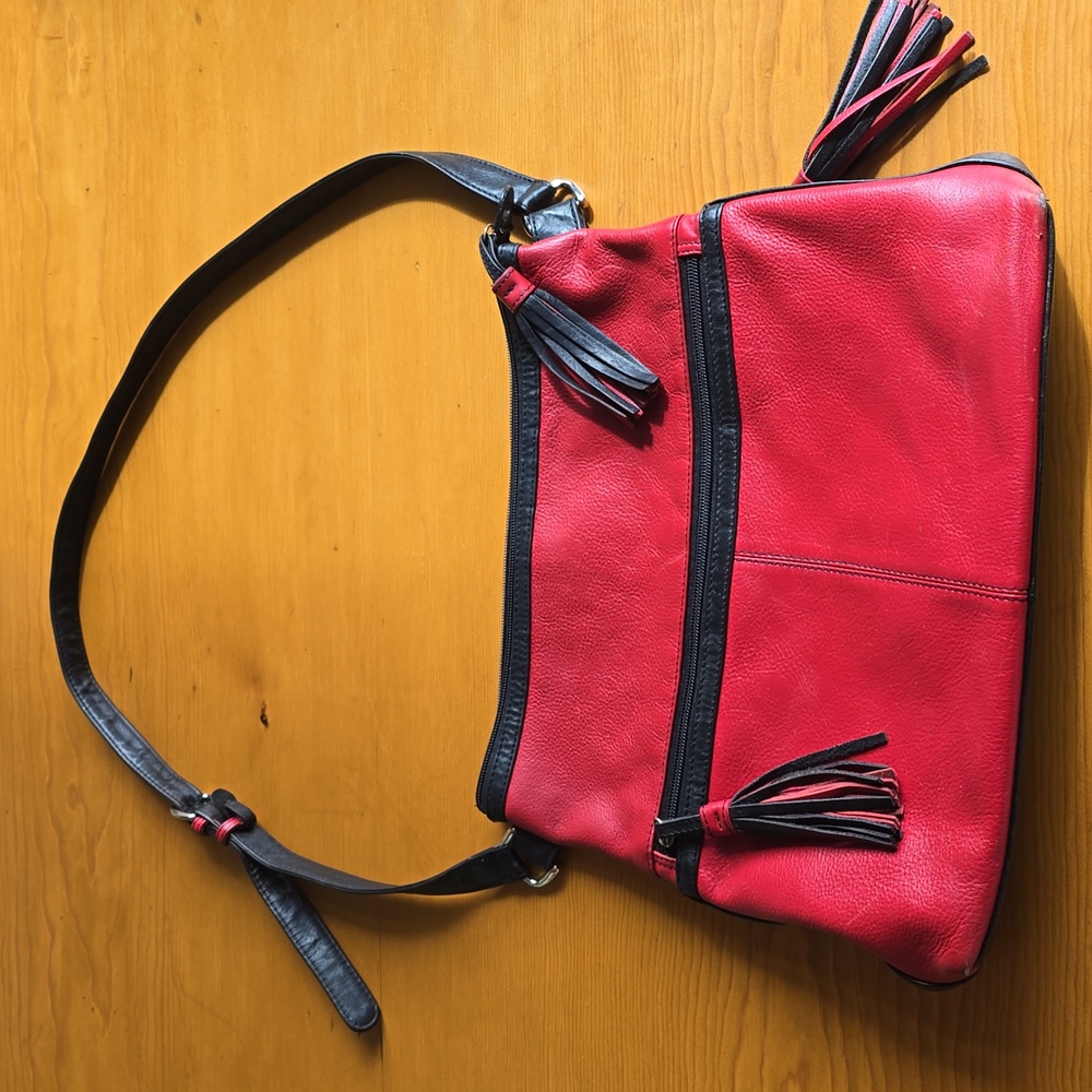 ili New York Soft Genuine Leather Purse Crossbody Bag Red And Black With Tassels